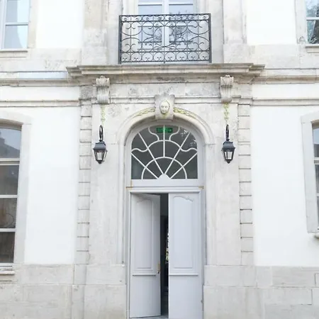 Penzion La Maison De La Duchesse De La Valliere - Rosaline - Parking Prive Gratuit Mons