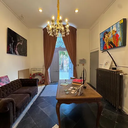 Pensionat La Maison De La Duchesse De La Valliere - Rosaline - Parking Prive Gratuit