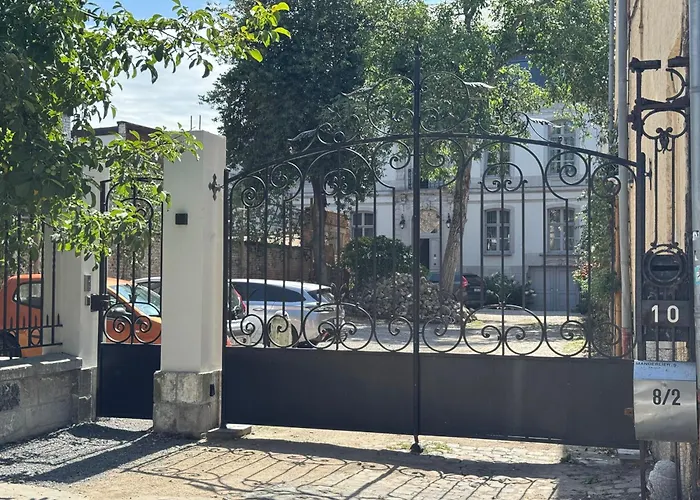 La Maison De La Duchesse De La Valliere - Rosaline - Parking Prive Gratuit Mons (Bergen)